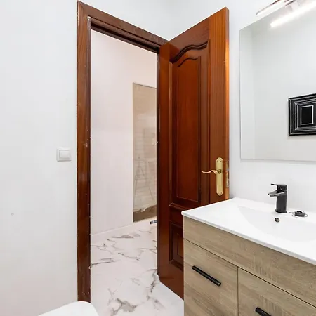 Centro L-ll Apartment