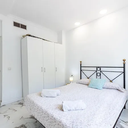 Apartment Centro L *